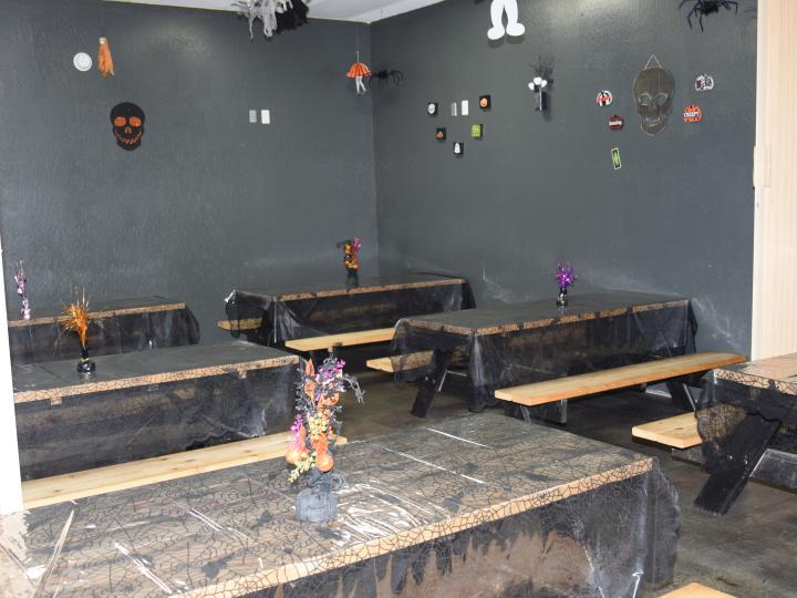 Ghost Golf Full Party Room